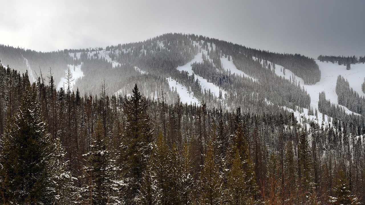 Identity of Kansas man confirmed in deadly Colorado skiing mishap