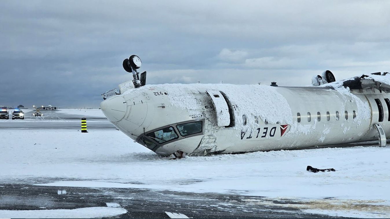 Preliminary report on Toronto plane crash released.