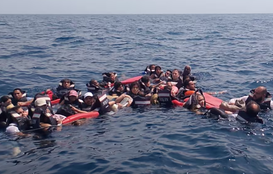 Rescue of 75 Foreigners from Open Sea near Cartagena