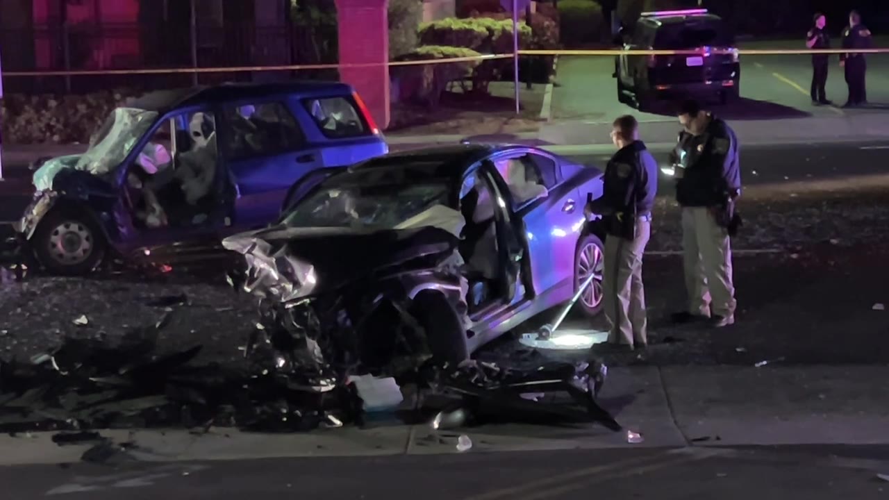 Fatal crash in East Bay as stolen car driver collides with vehicle: sheriff's office