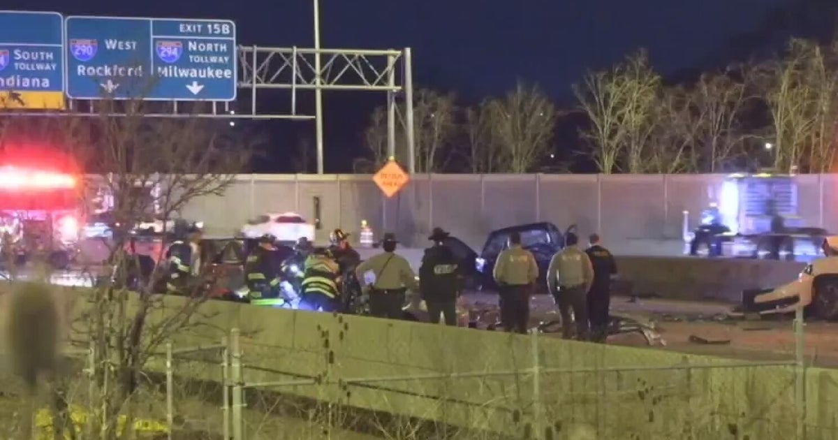Fatal wrong-way crash on eastbound Ike Expressway, state police report