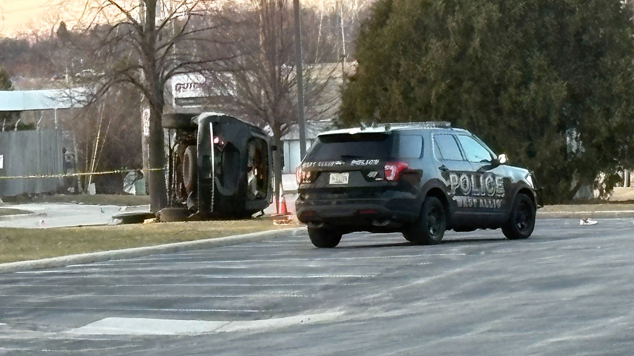 Fatal West Allis crash: 1 child killed, 2 injured