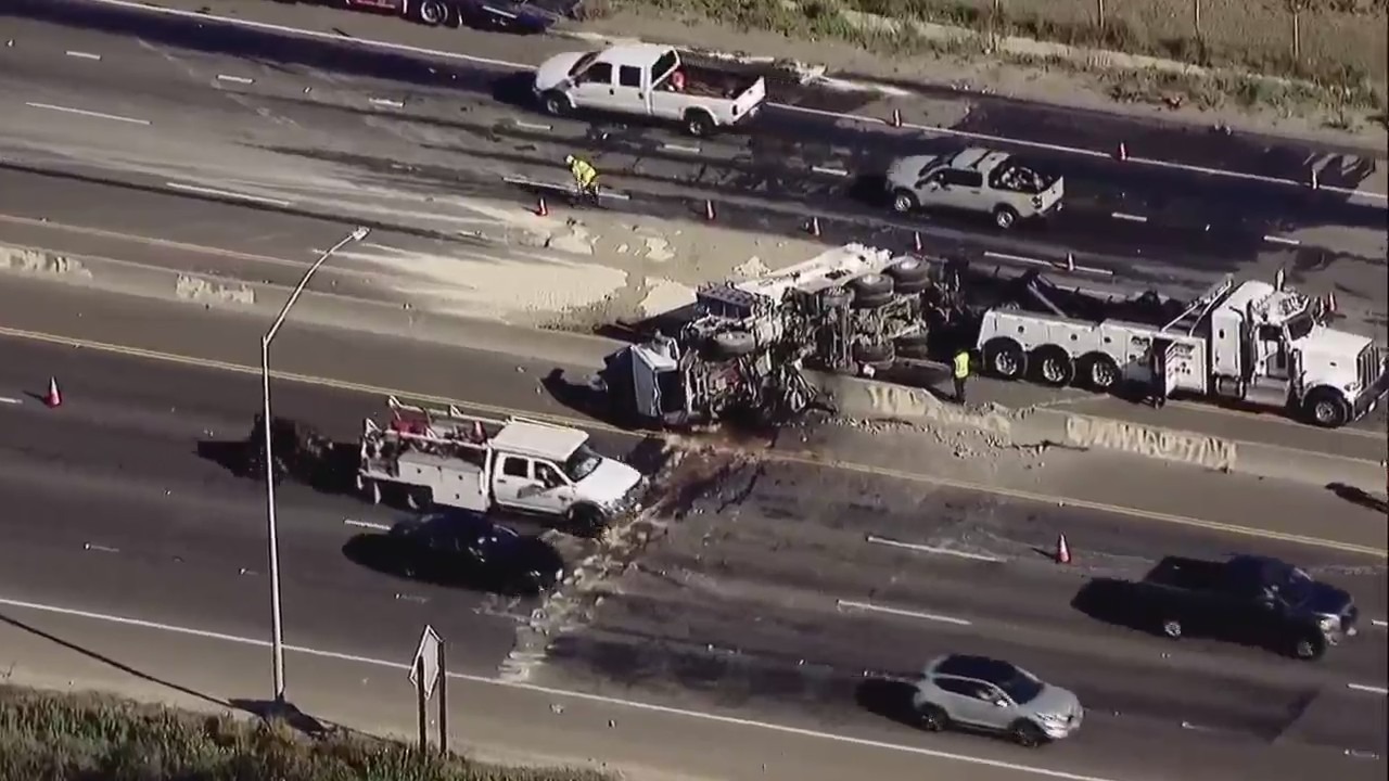 Multi-vehicle crash snarls traffic on SR-78 in Oceanside