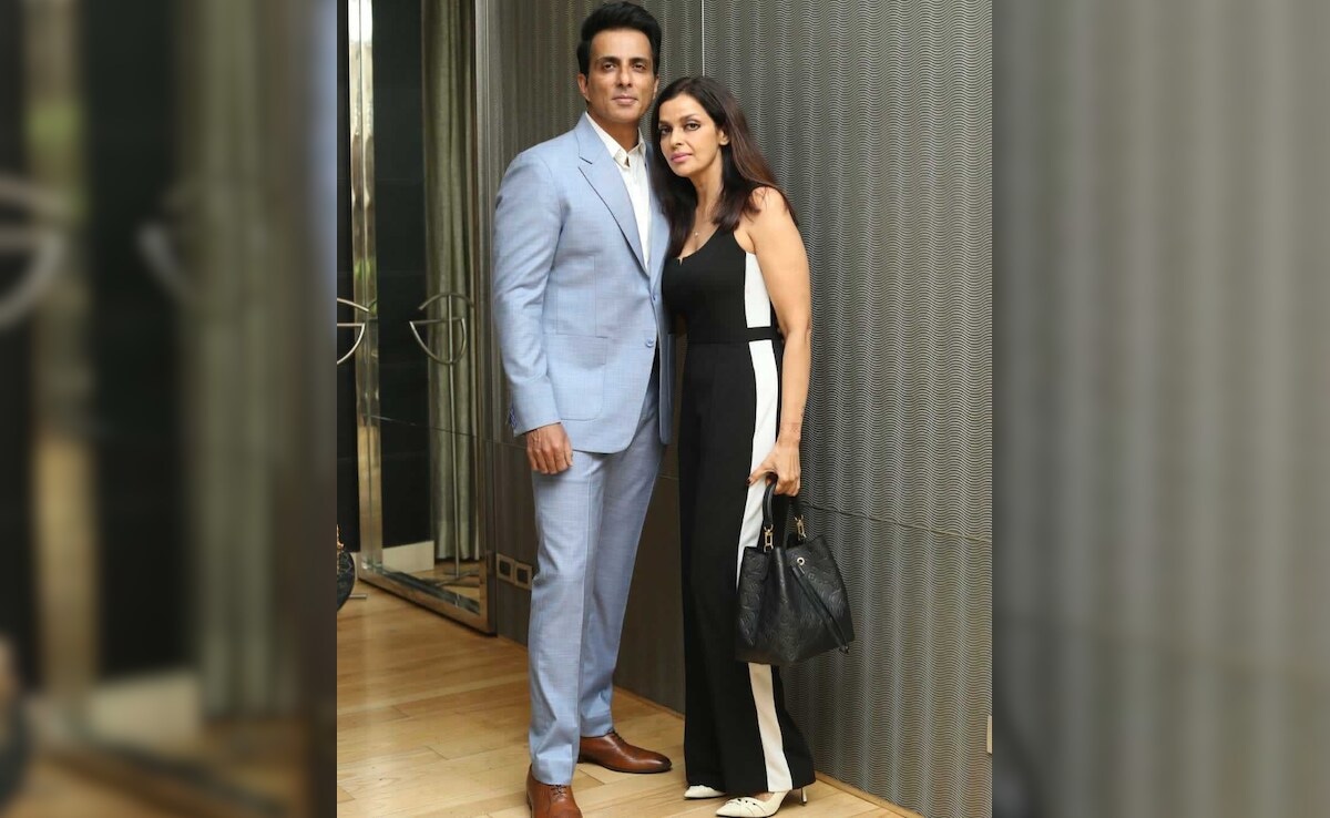 Sonu Sood's Wife Sonali Meets With A Car Accident On The Mumbai-Nagpur Highway
