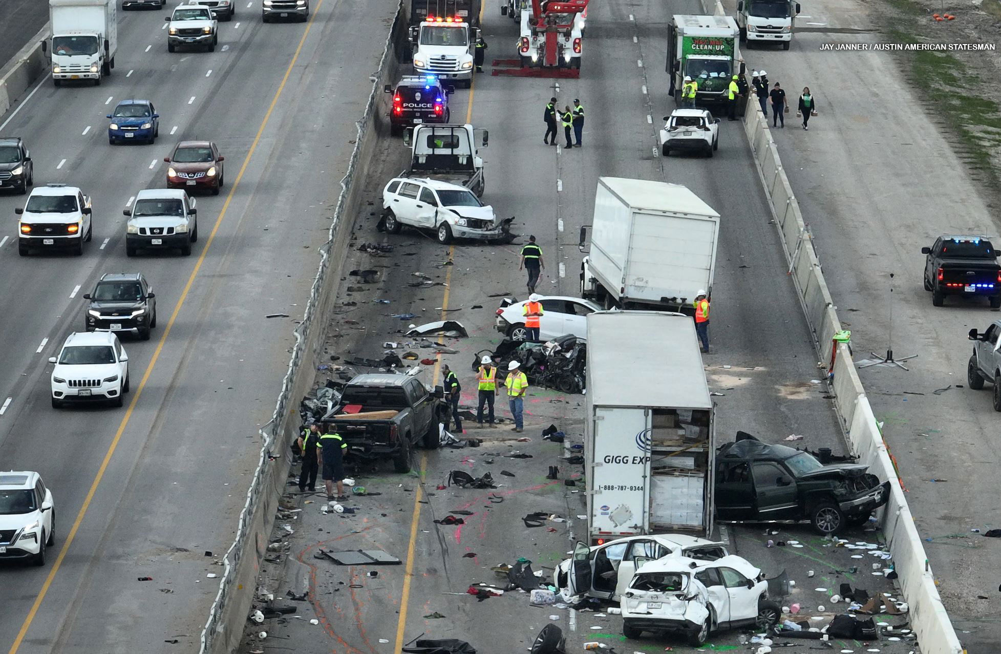 I-35 crash victims file $1M lawsuit against construction company, others