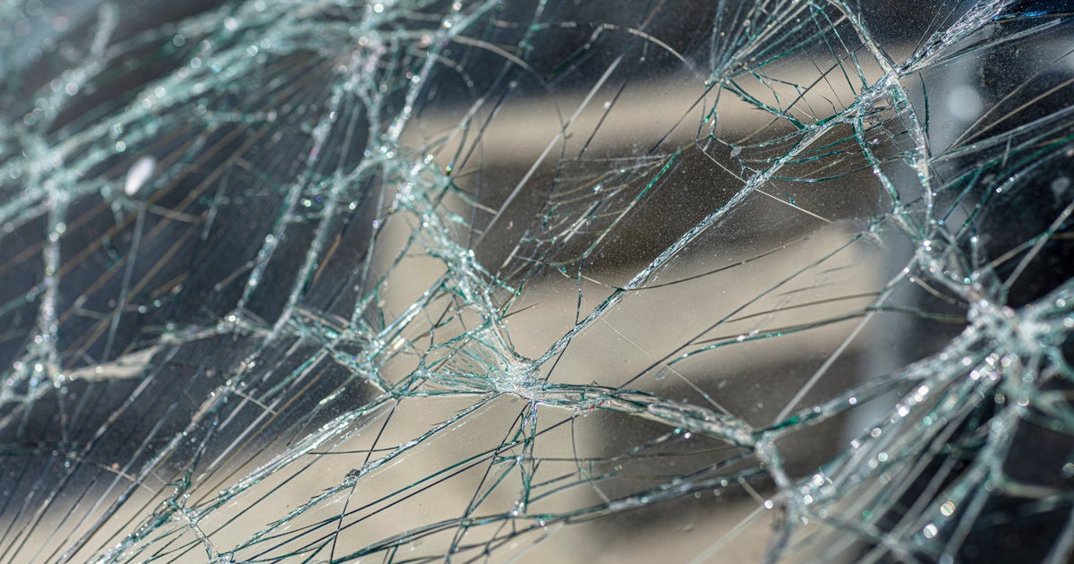 1 dead after rollover crash in rural St. Clair County; investigation underway