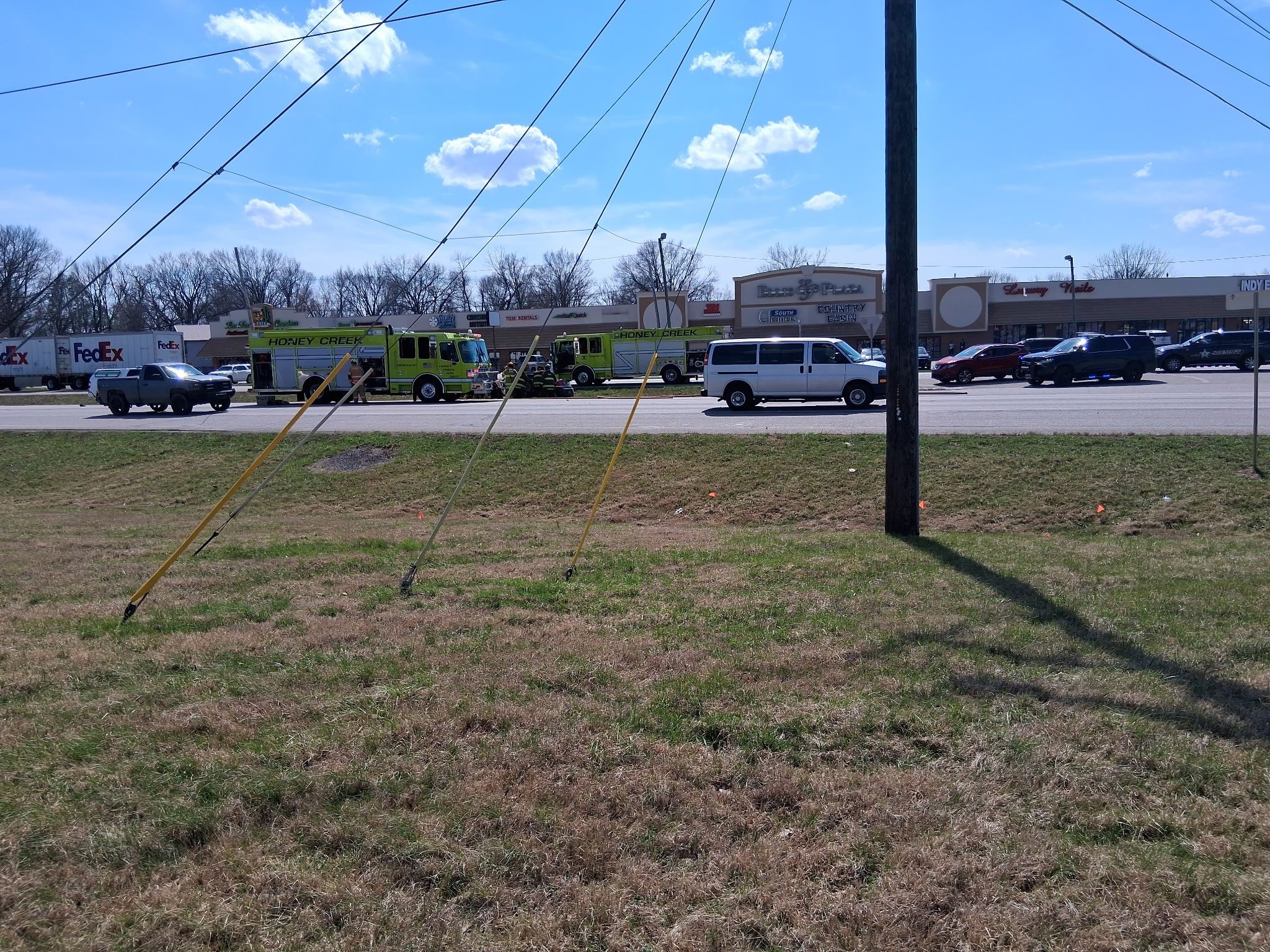 Car accident in front of Top Guns