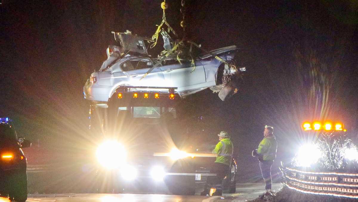 1 dead, 2 injured in 'catastrophic' car crash on Cape Cod