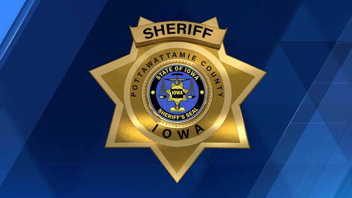 Iowa crash kills one person, injures woman and 9-year-old boy
