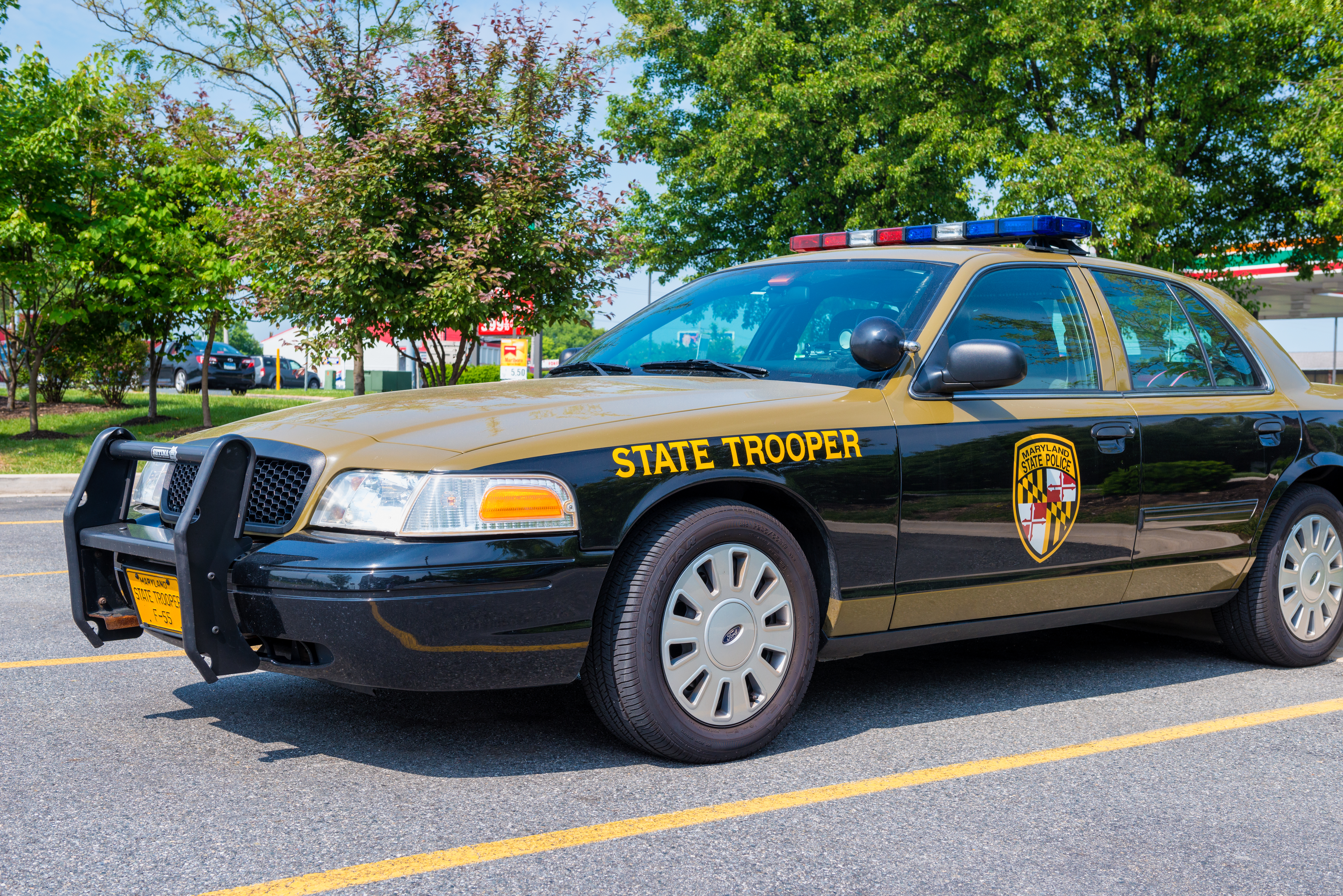 Maryland troopers investigating fatal car crash in Howard County