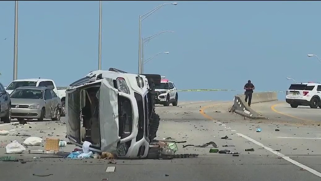 Reckless driver blamed for 5-car accident in New Smyrna Beach; 2 injured
