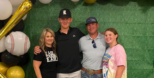 Tragic Milam County accident claims lives of Rogers ISD junior and parents