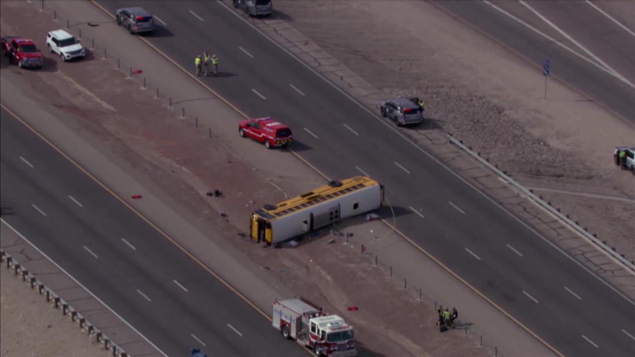 Marana bus crash shuts down I-10 entirely