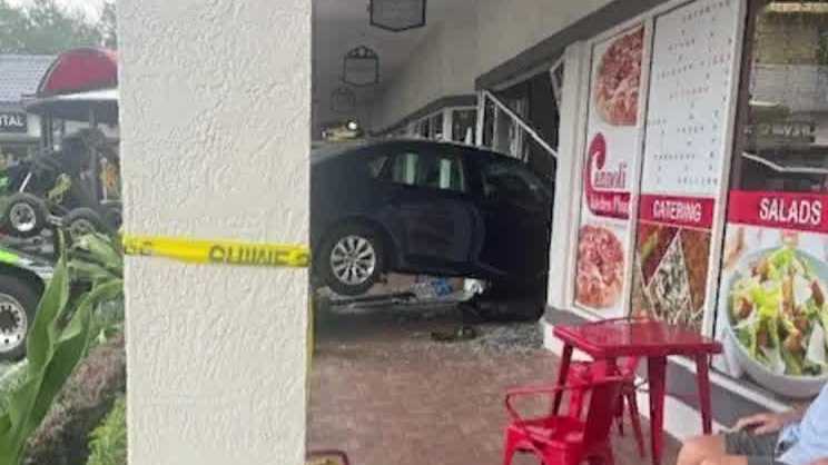 Vehicle collides with Boca Raton eatery