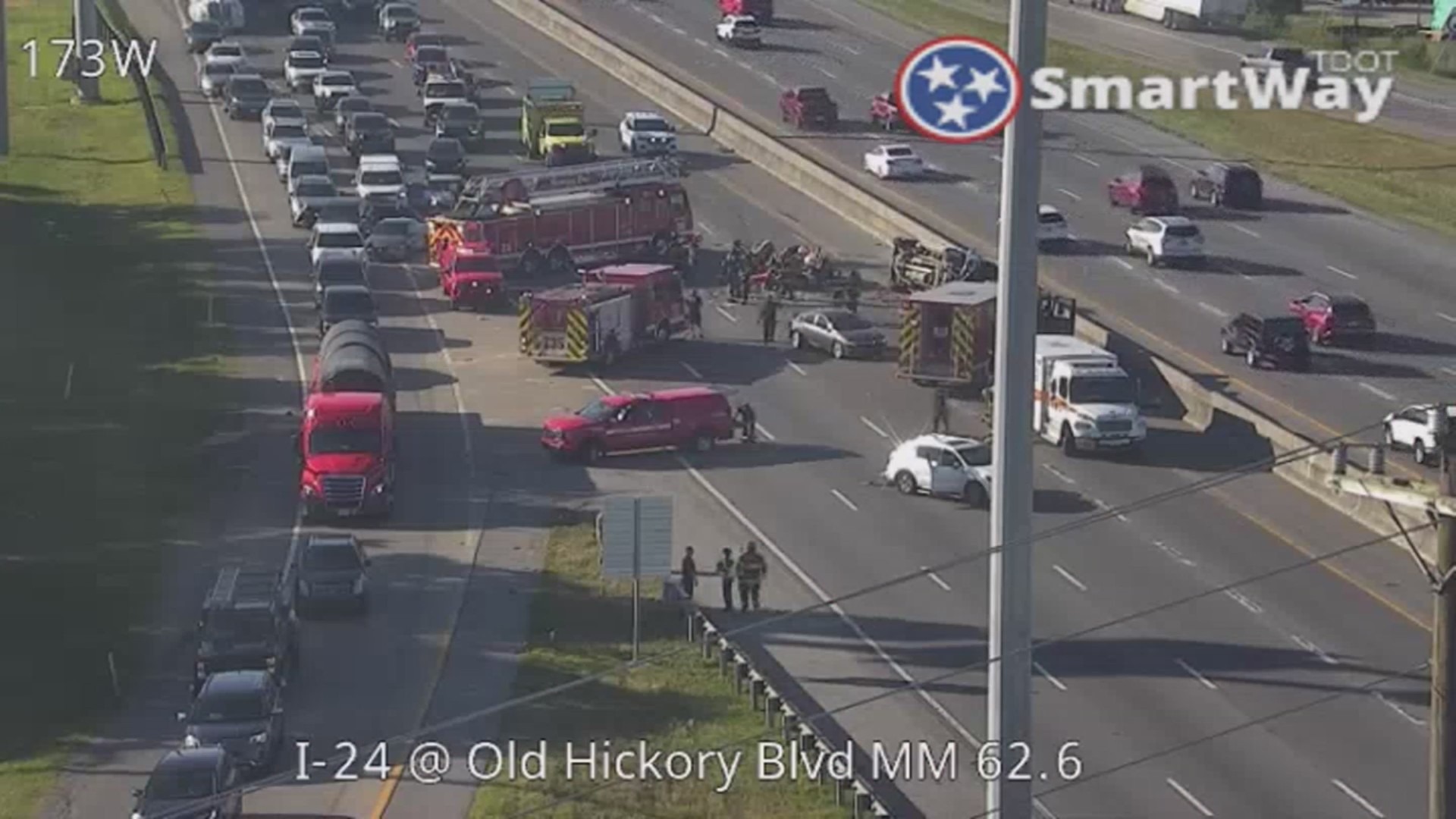 Driver accused in fatal I-24 crash distracted by phone