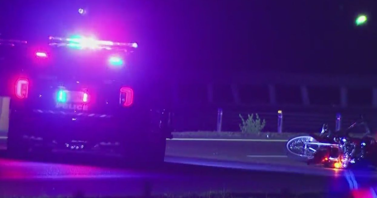 Motorcycle crash on I-240 injures one