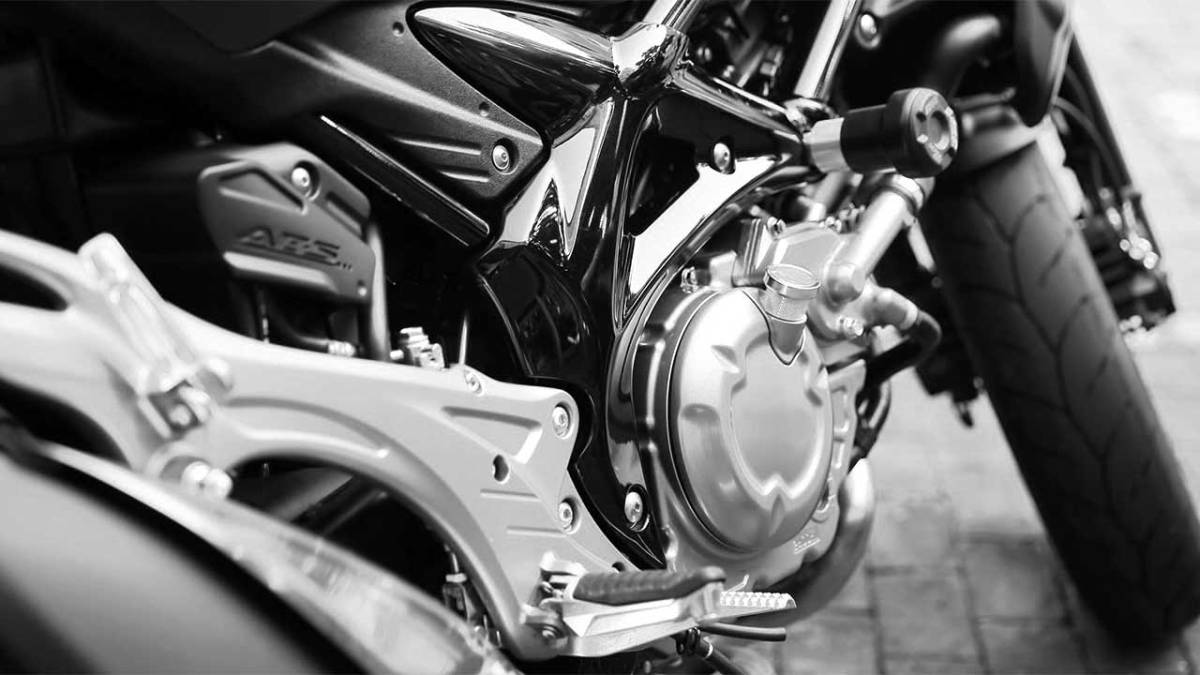 Police in Asheville probe crash leading to motorcyclist's death