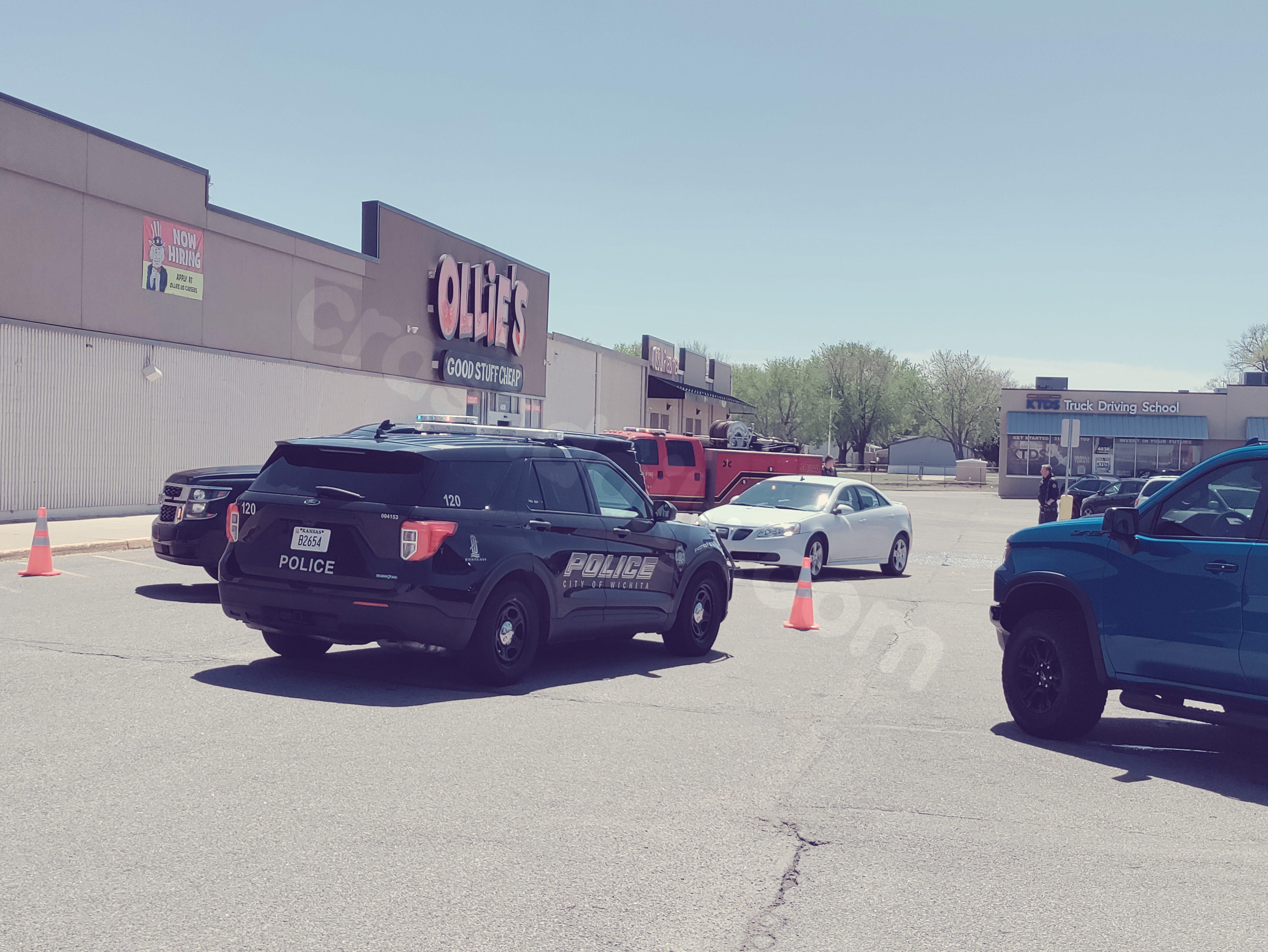 Car accident injures pedestrian in south Wichita