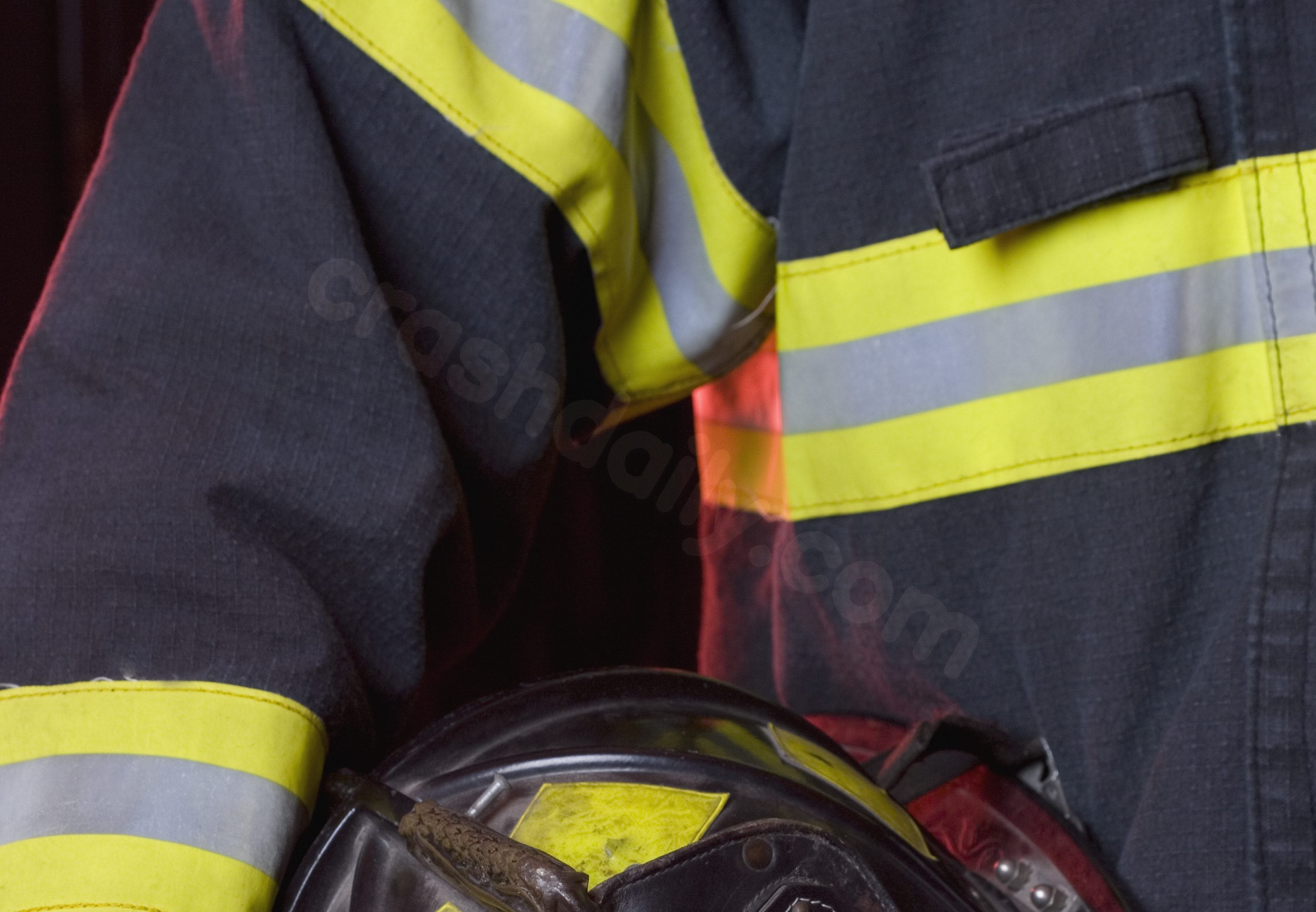 Firefighter from Missouri dies in a crash on the way to a water rescue mission.