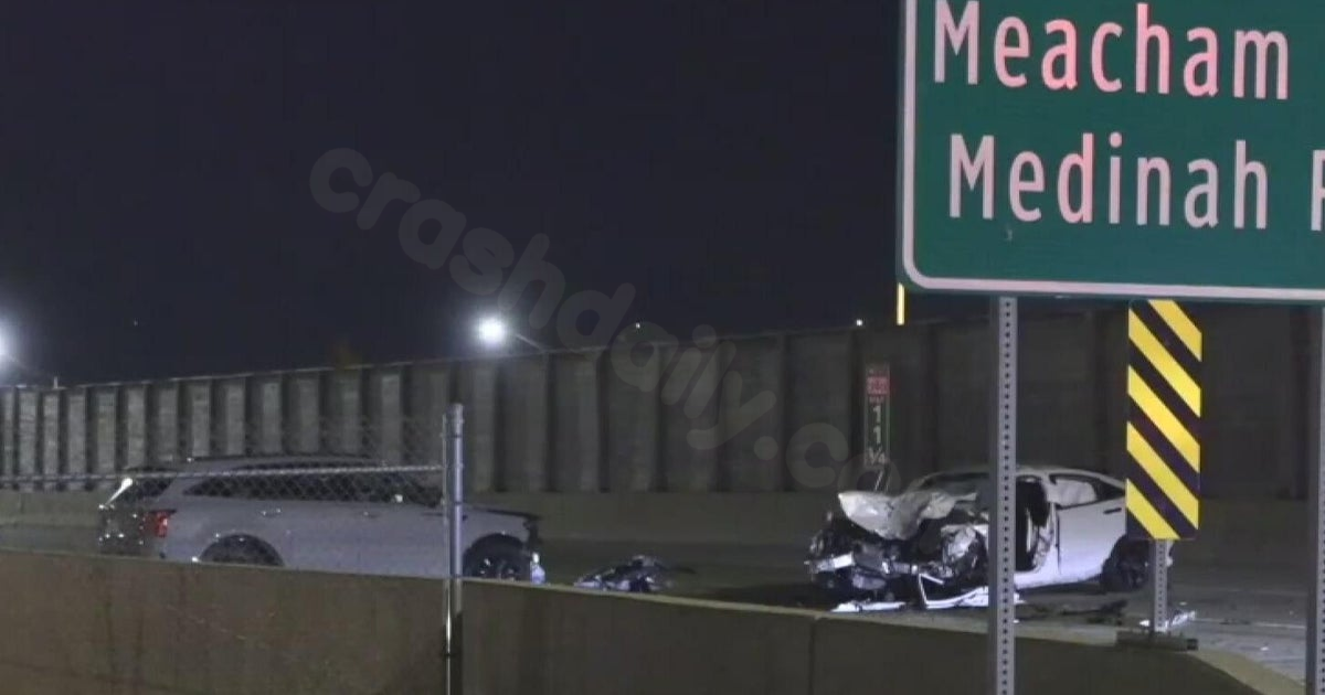 Lanes reopened on westbound I-390 in Elk Grove Village after wrong-way crash