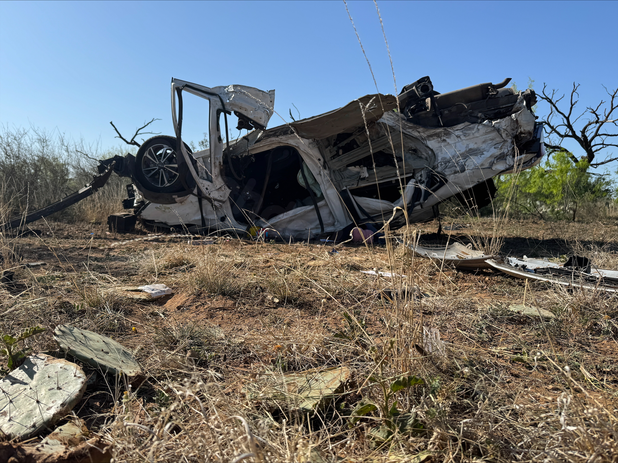 2 hospitalized after 'Major' crash on FM 2288