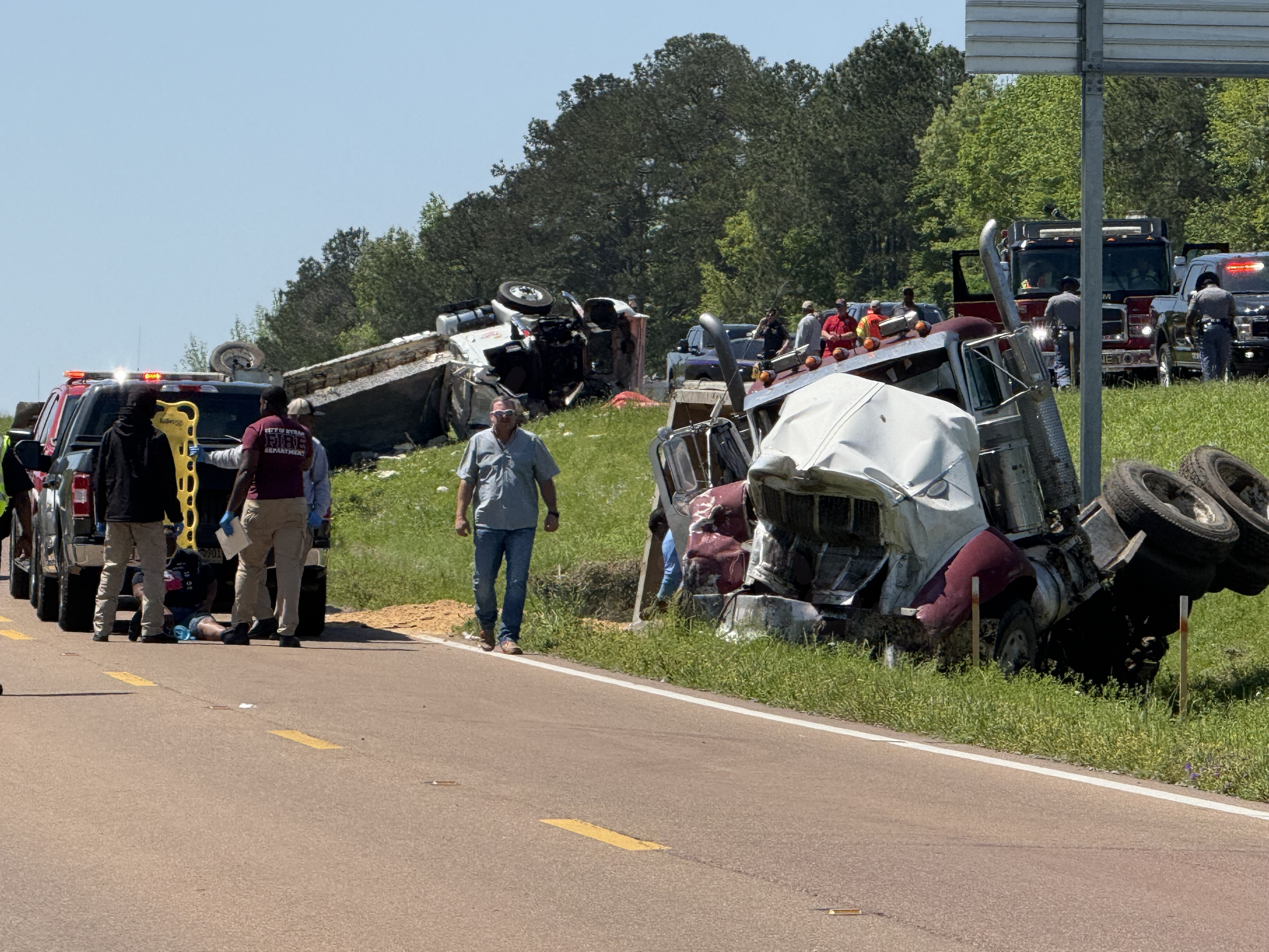 Fatal collision between two semi-trucks on I-55 in Hinds County.