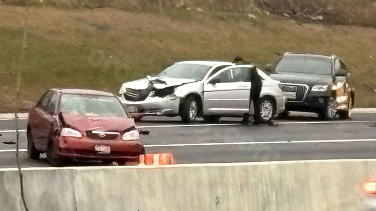 Fatal crash on I-43 in Milwaukee: Woman struck and killed after exiting vehicle
