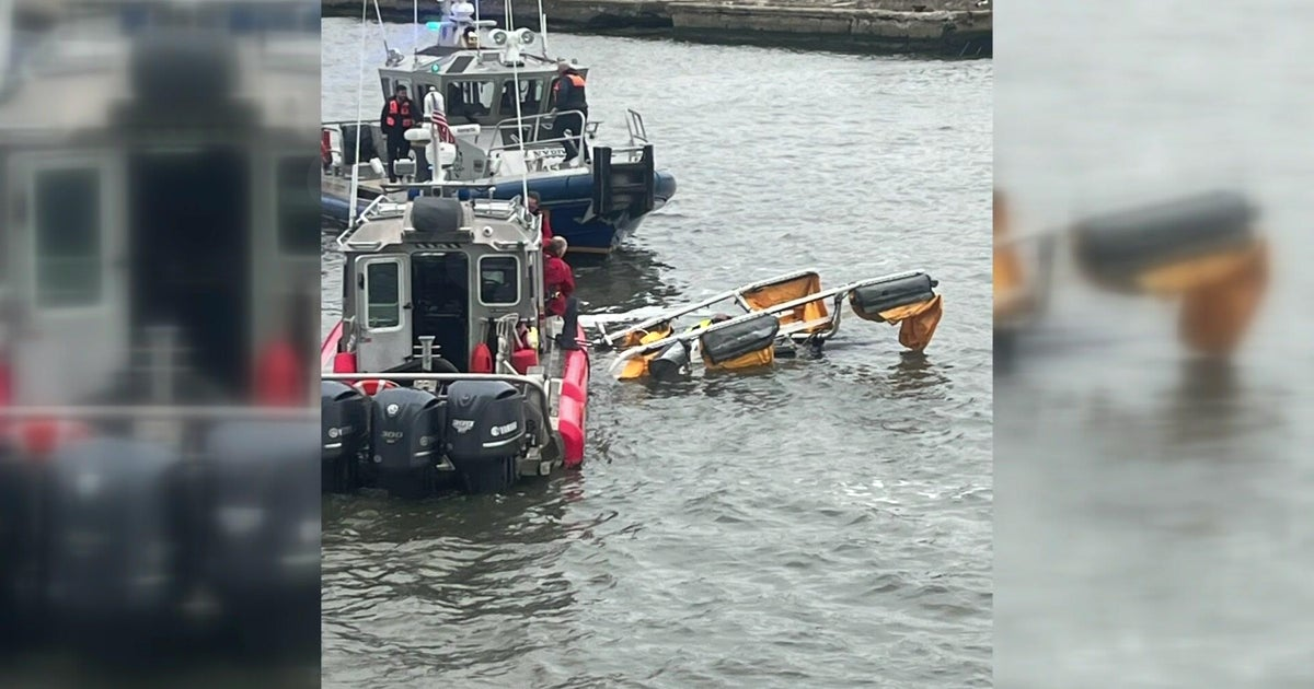 Fatal helicopter crash in Hudson River near Jersey City leaves 6 dead