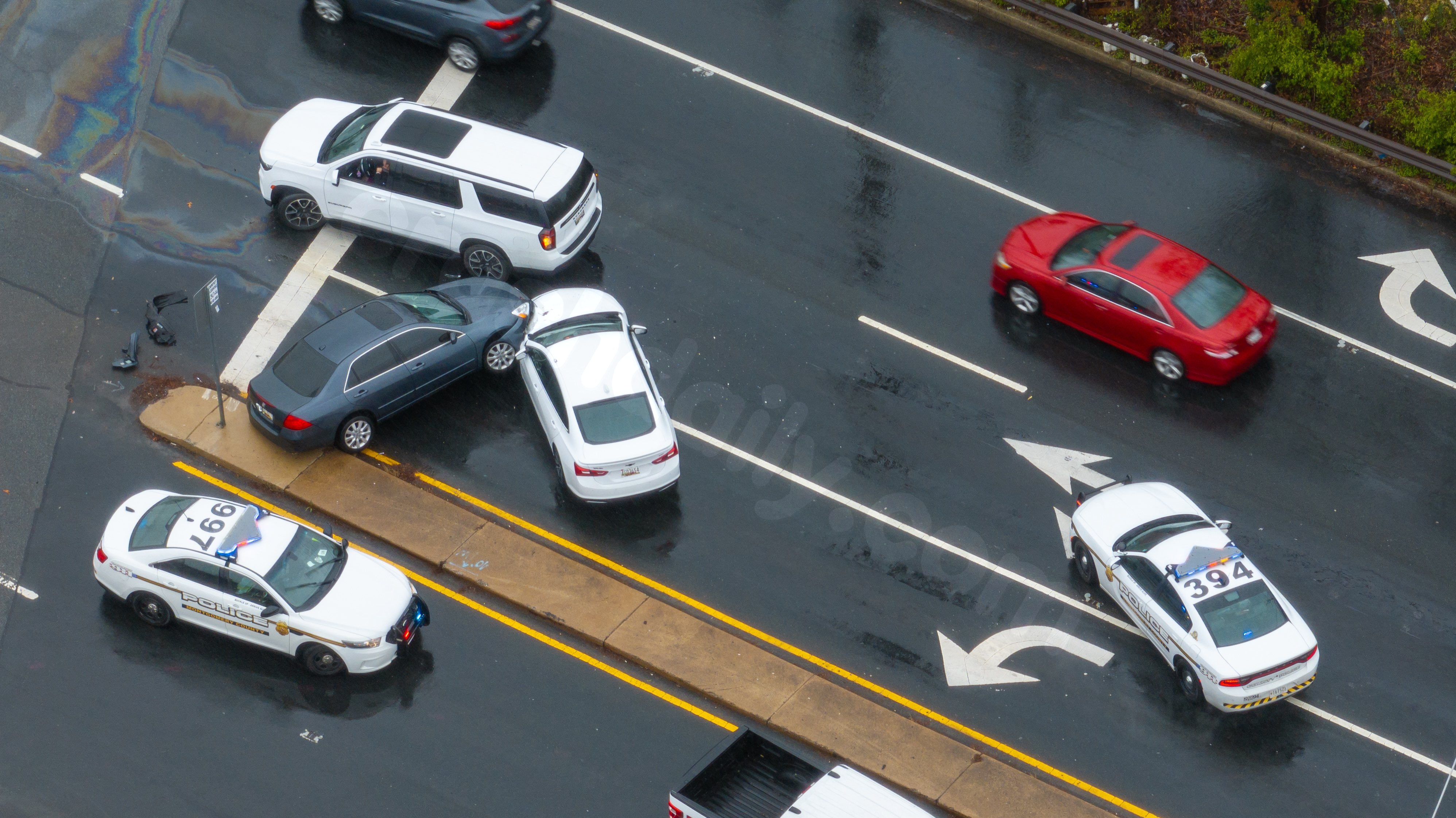 Car stuck on top of another after crash in Silver Spring