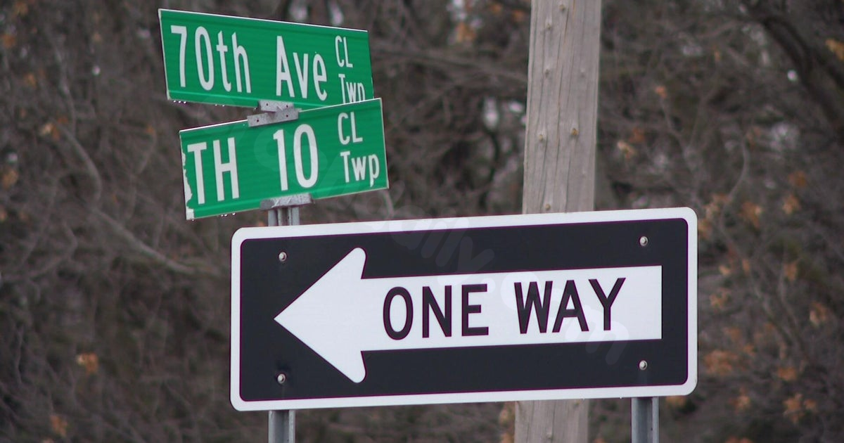 Wrong-way crash in central Minnesota injures 5, including children and state trooper