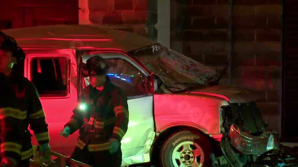 Fatal single-car accident in Milwaukee; 1 injured