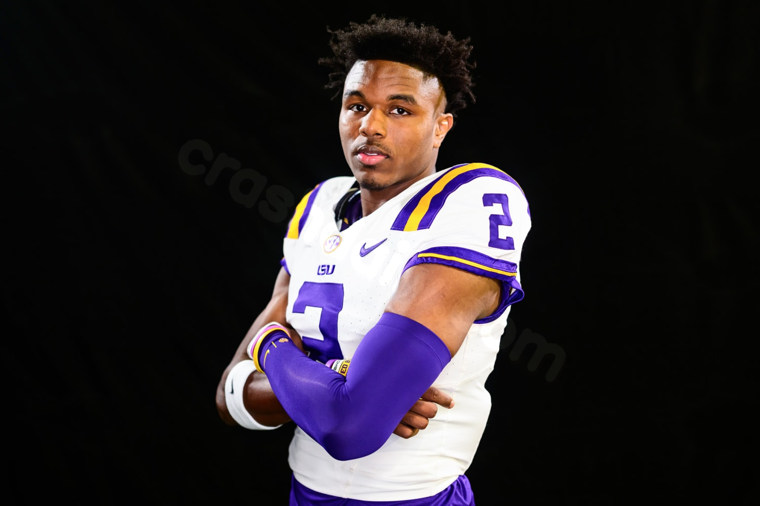Ex-LSU receiver Kyren Lacy died in an apparent suicide during a police chase, authorities say