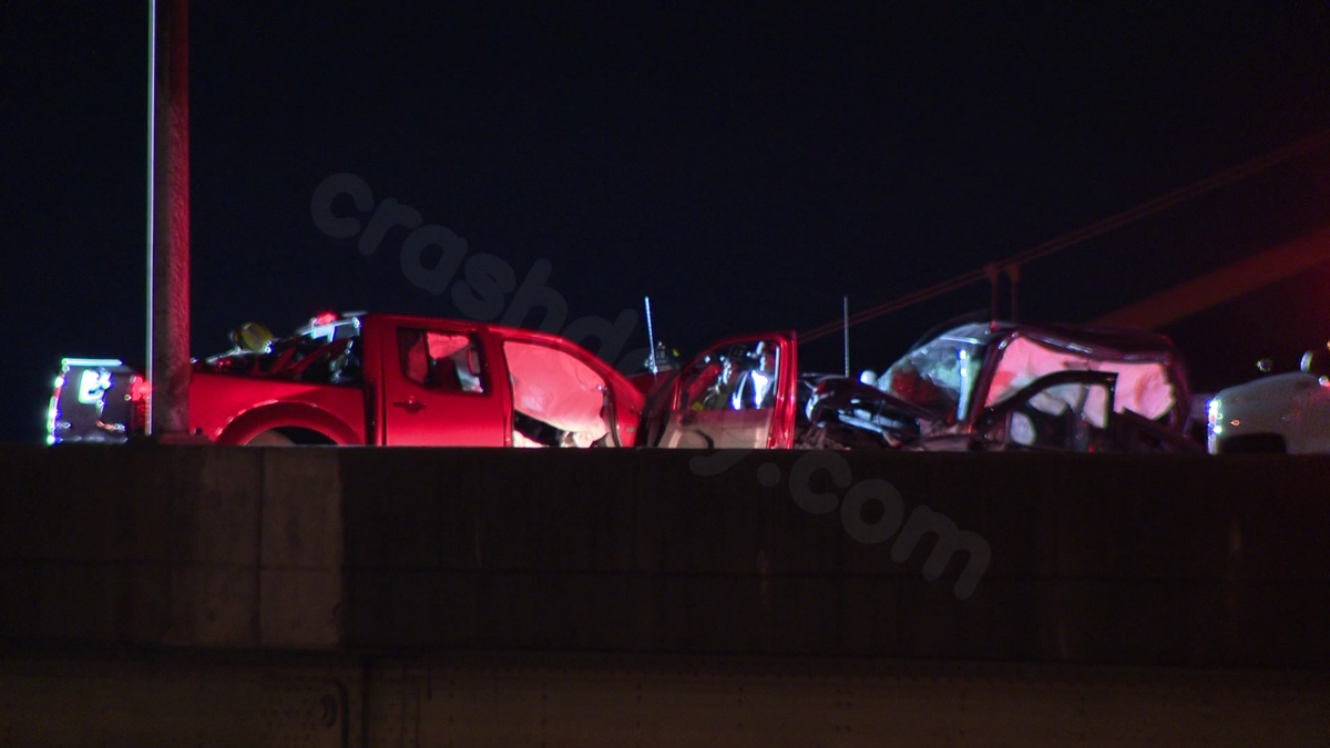 Two killed in wrong-way crash on the Parkway East