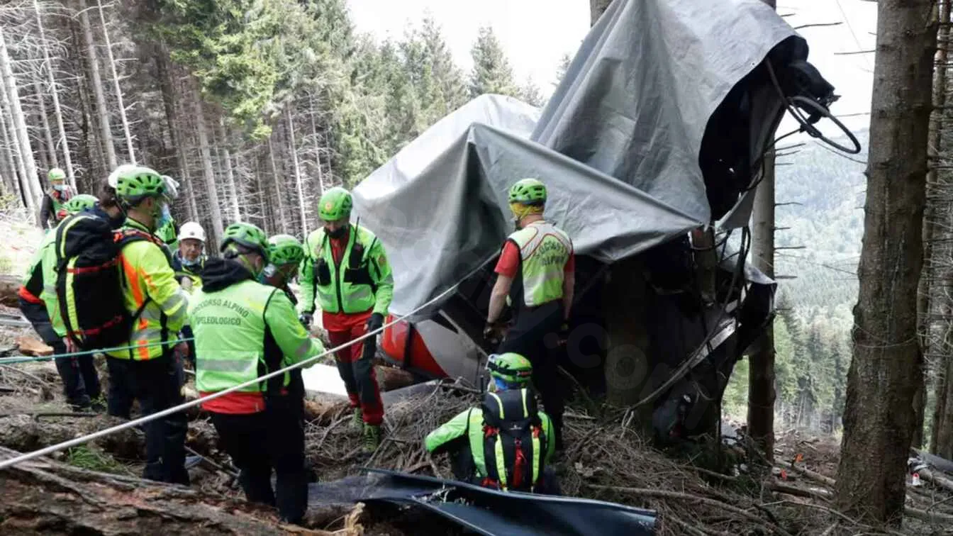 How A Tragic Cable Car Crash Unfolded In Naples, Italy, Leaving Four Dead