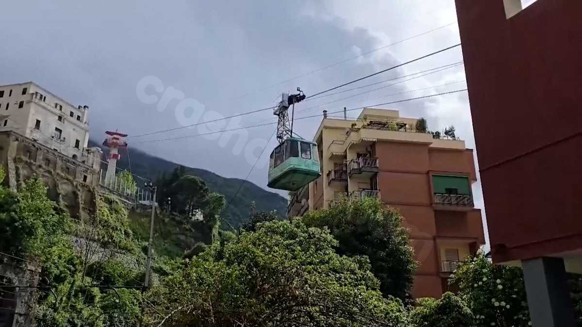 British and Israeli woman among 4 killed in cable car crash in Italy
