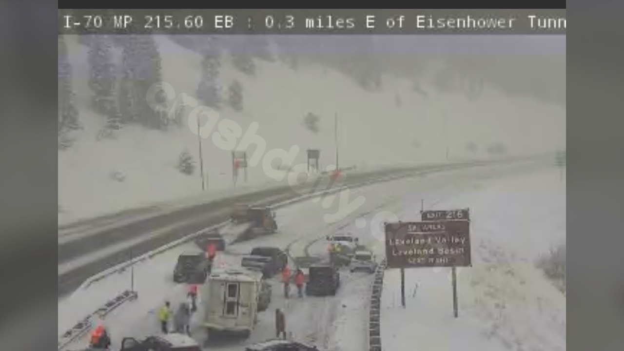 Multi-car crash closes eastbound I-70 near the tunnel