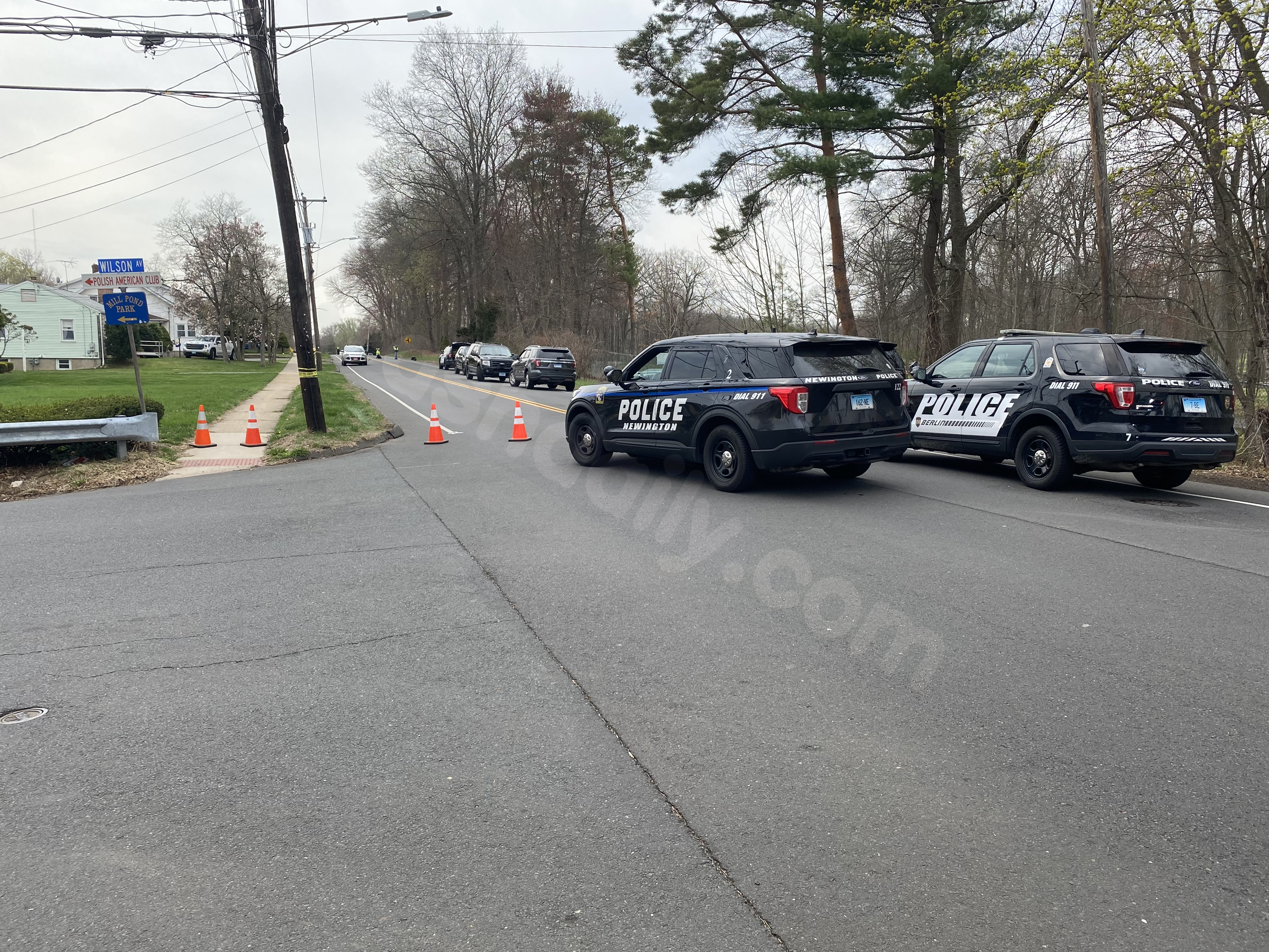 Four people, including three relatives dead after crash in Newington