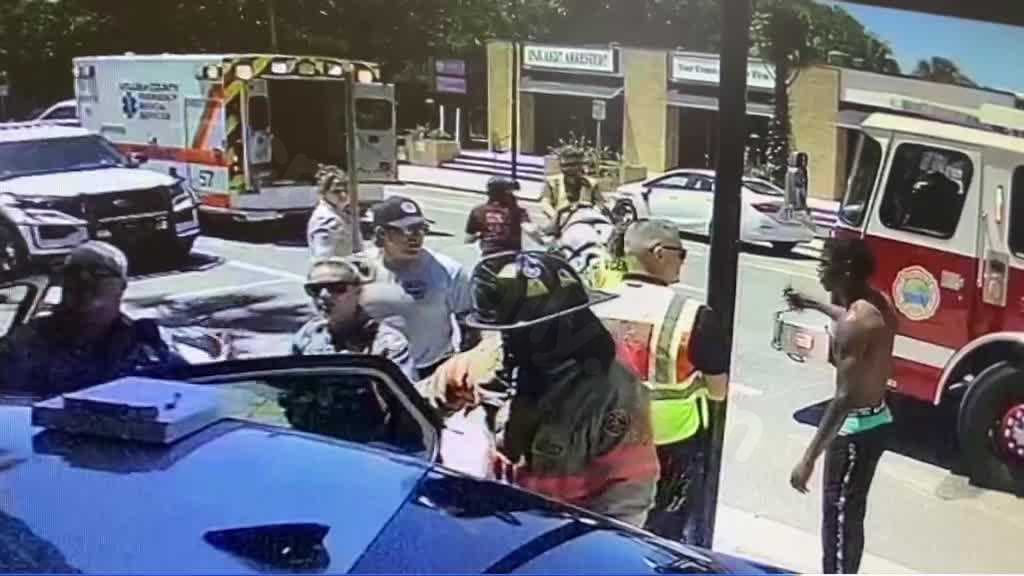 2 injured in Daytona Beach crash, vehicle slams into building