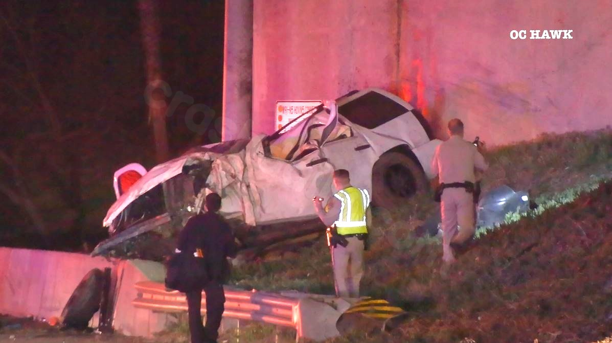 2 killed, including toddler, several hospitalized in Anaheim freeway crash