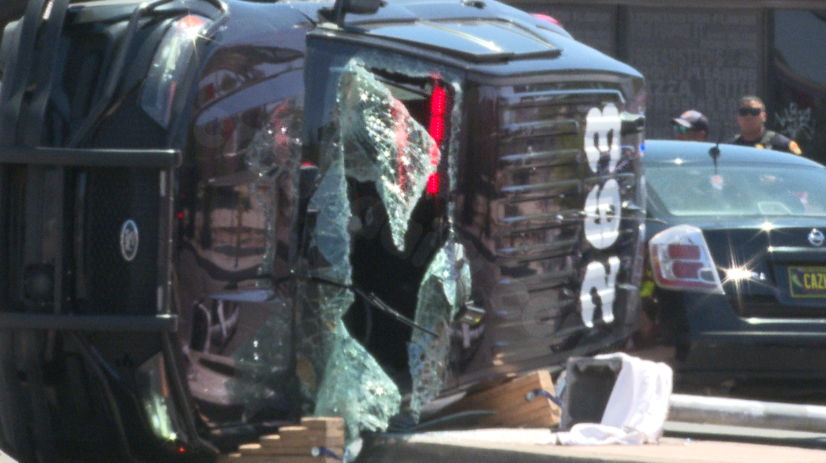 State Police officer involved in a multi-car crash in southeast Albuquerque