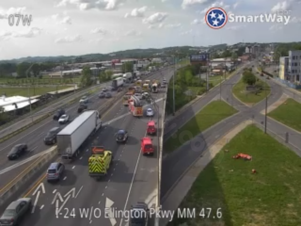 Injuries reported after 3-vehicle crash on I-24W in East Nashville