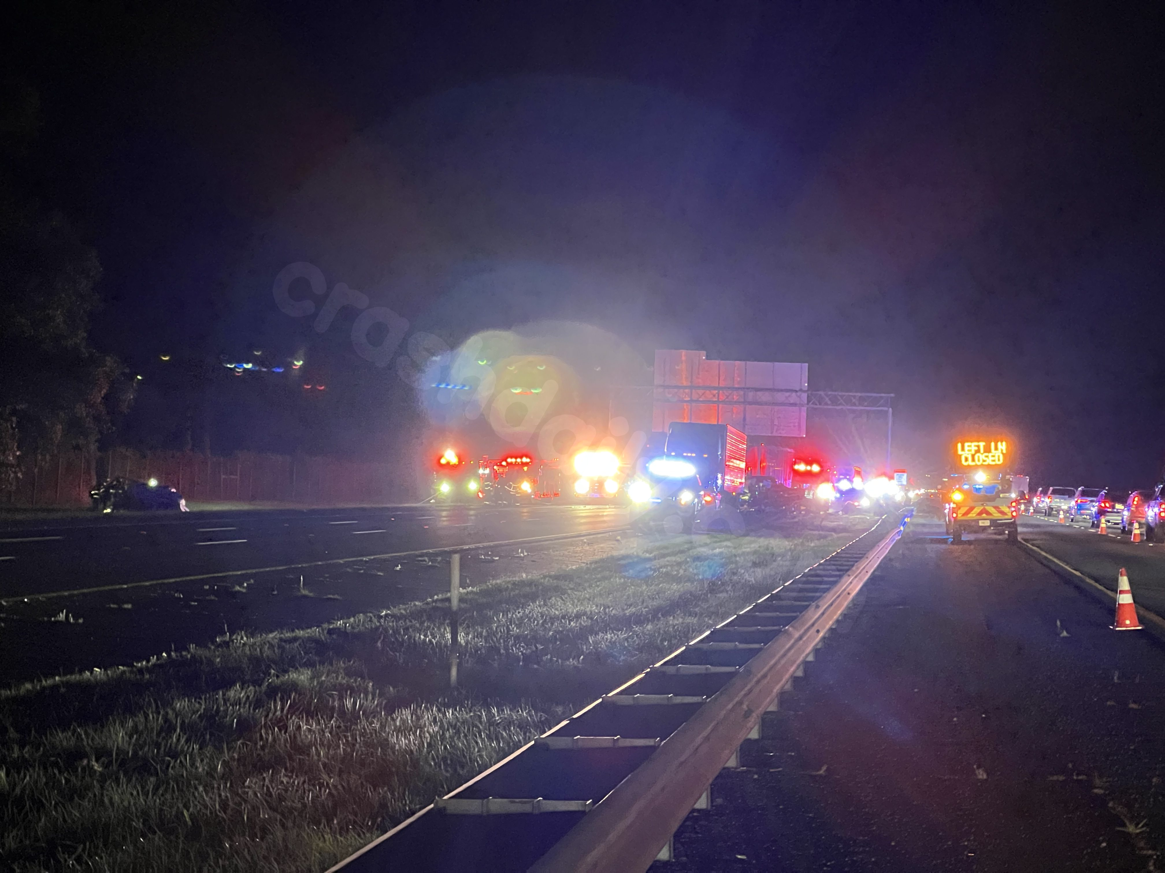 GSP investigating fatal 3-car crash on I-95