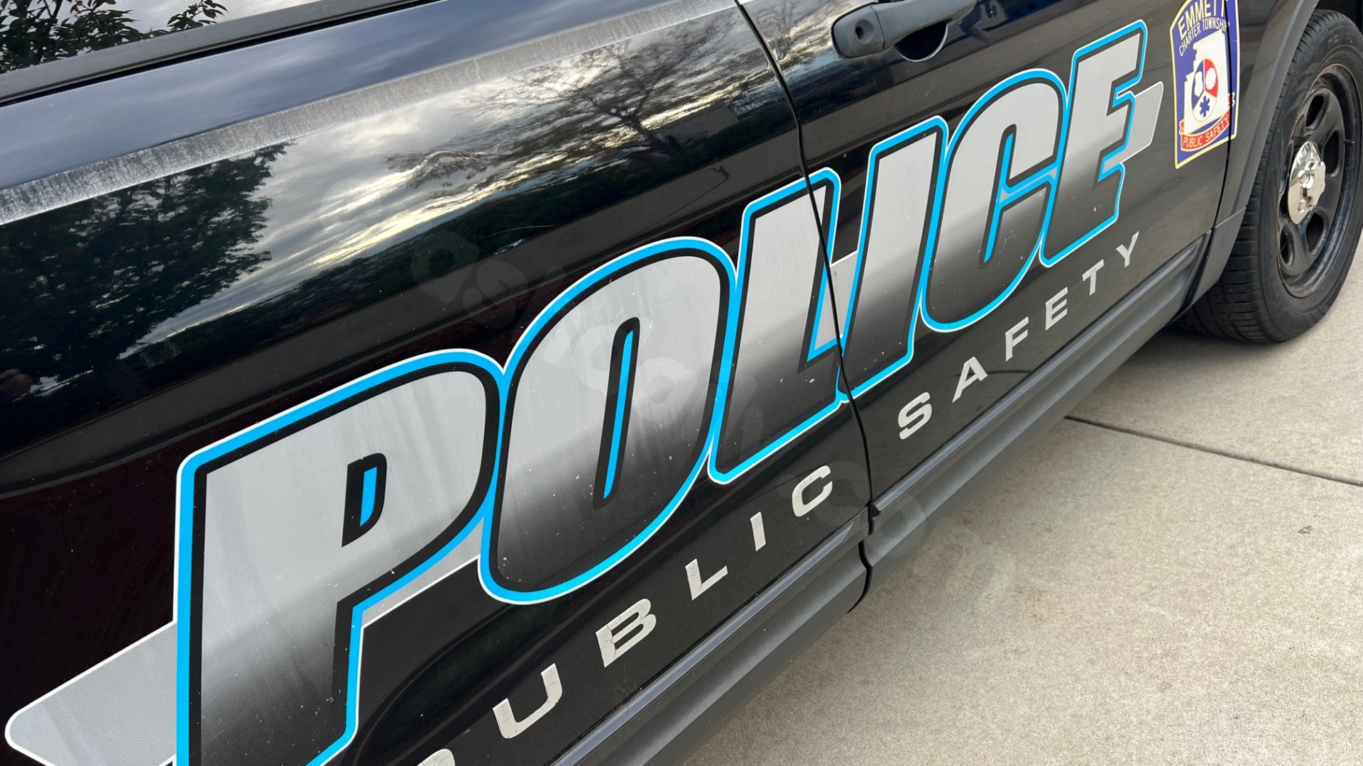 Person dies following car crash near Battle Creek