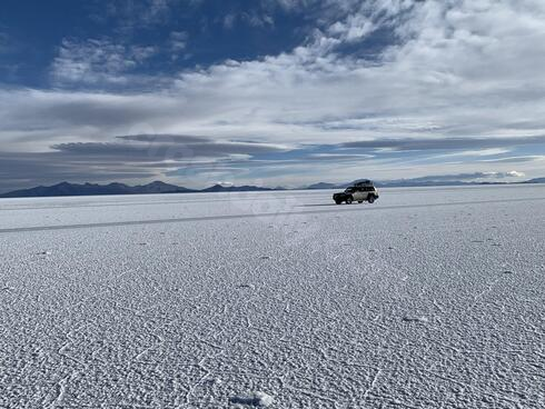 Six Israelis injured in car accident at Bolivia salt flats