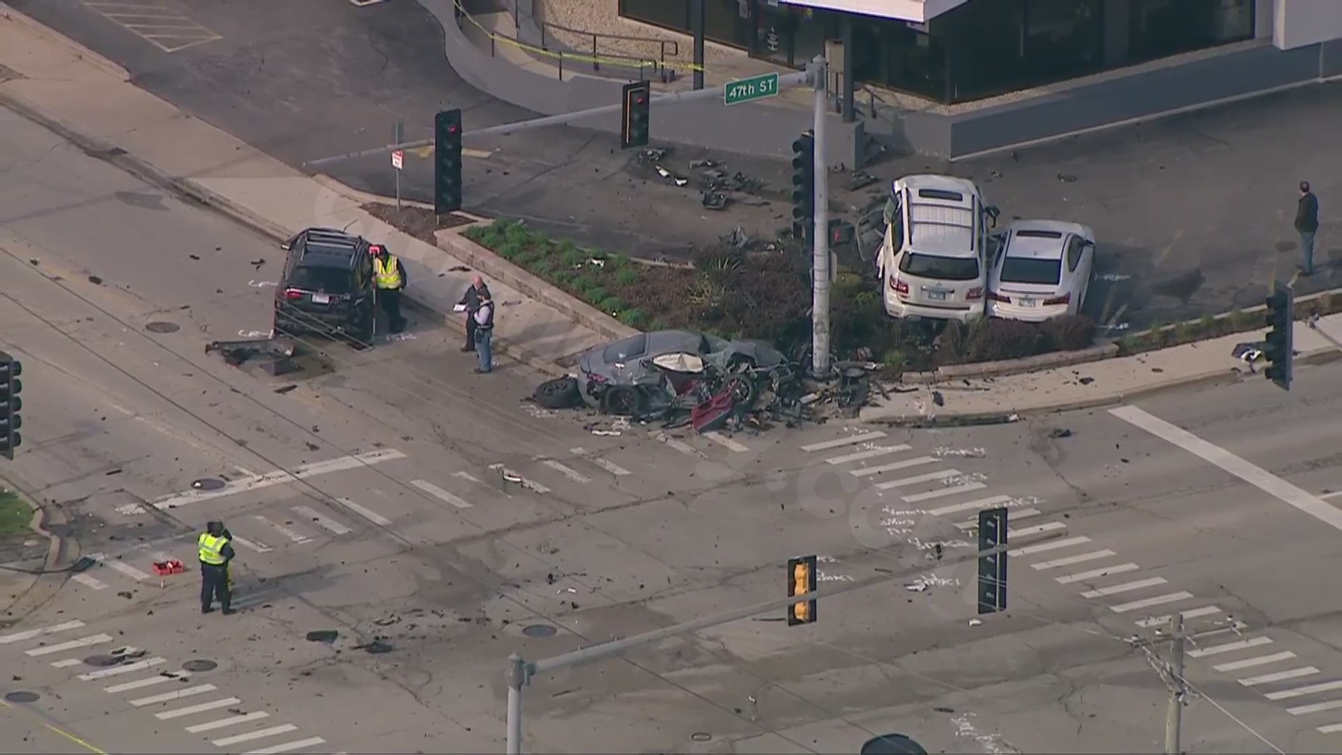 La Grange intersection closed following deadly crash: sources