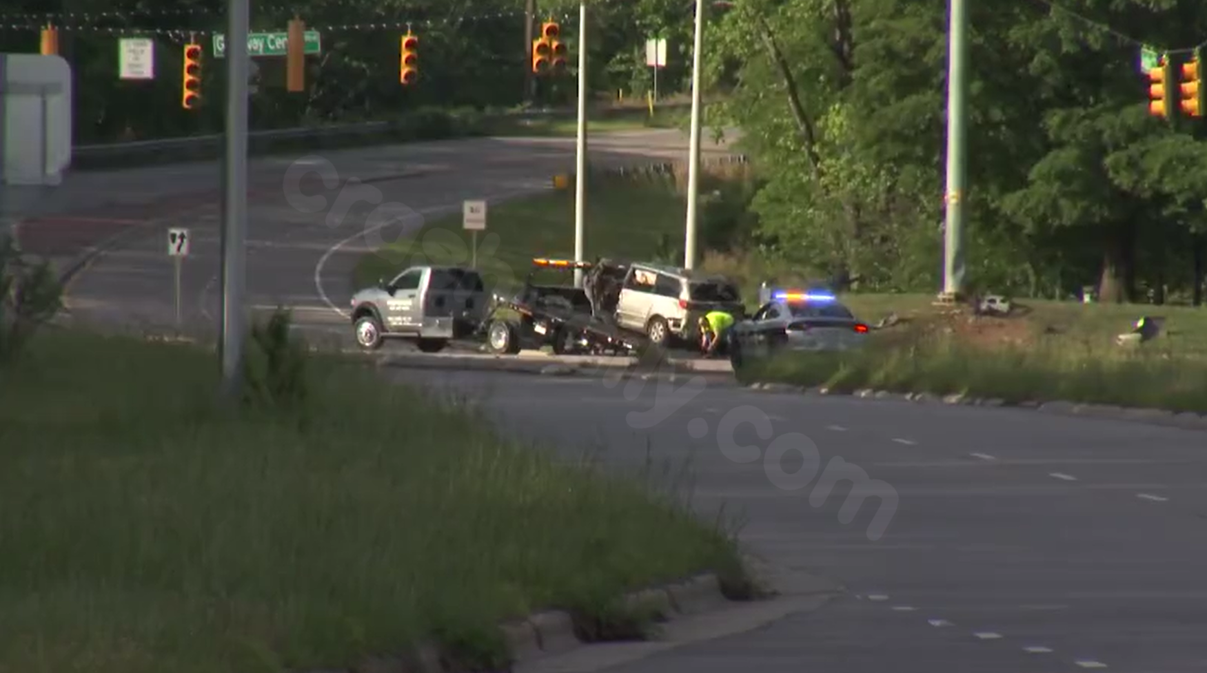 Deadly fiery crash temporarily closes Aviation Parkway in Wake County: Officials