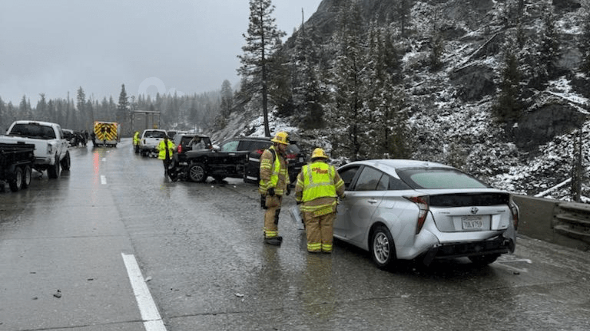 Multiple-vehicle crash on I-80 near Truckee causes major injuries