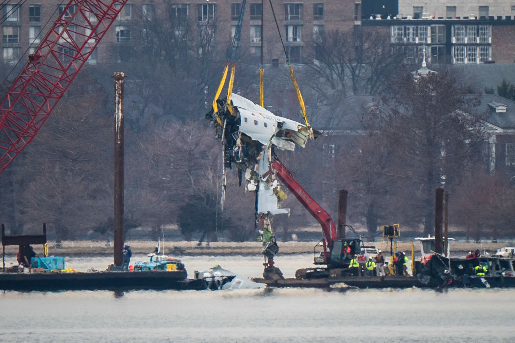 Black Hawk pilot failed to heed flight instructor before DCA plane crash: report