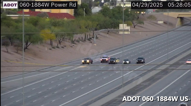 Deadly crash closes U.S. 60 in Mesa