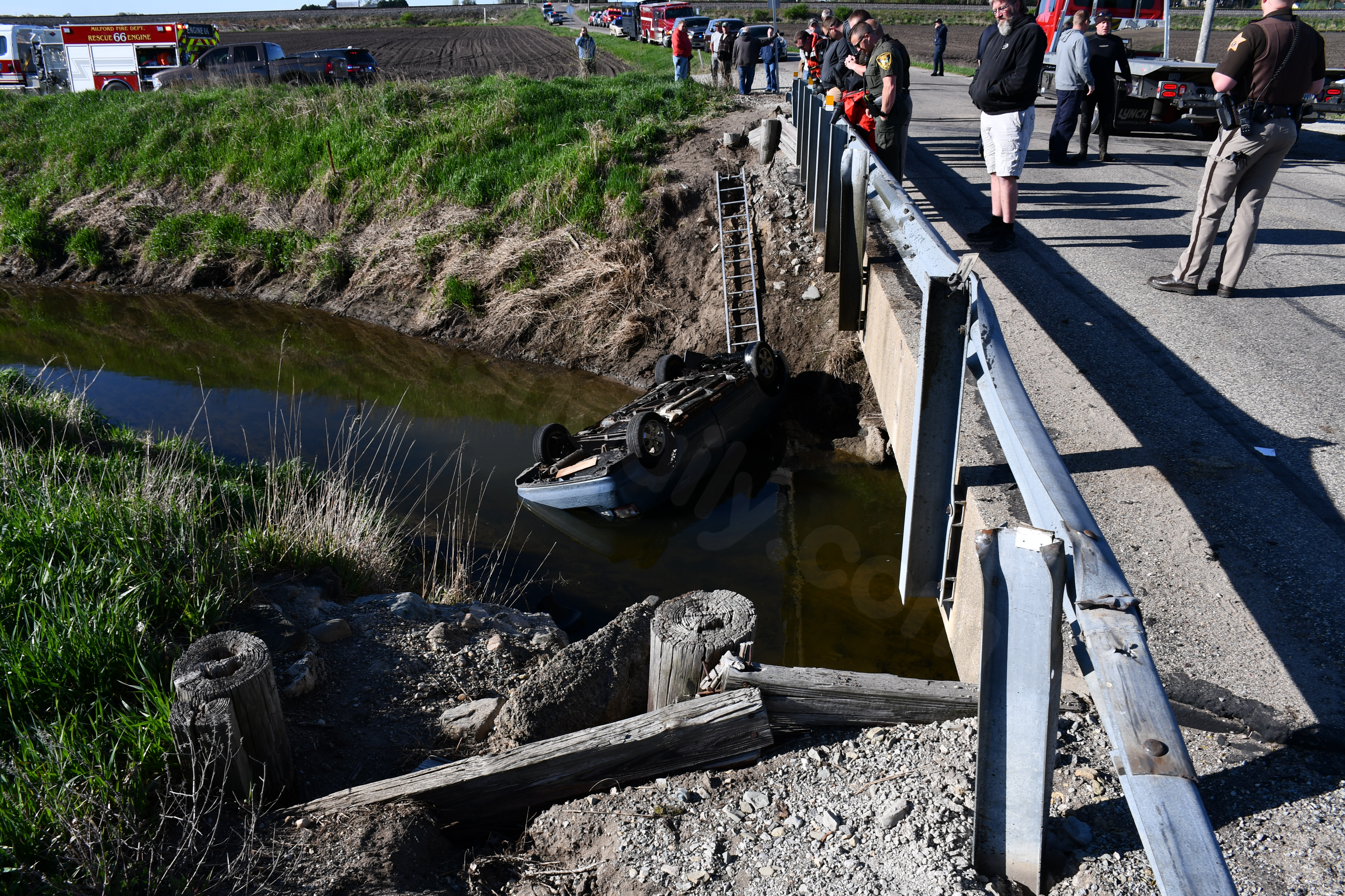 Driver killed when car crashes into water filled ditch in Kosciusko County